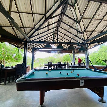 Yala Ying Yang Hostel & Camping Extérieur photo